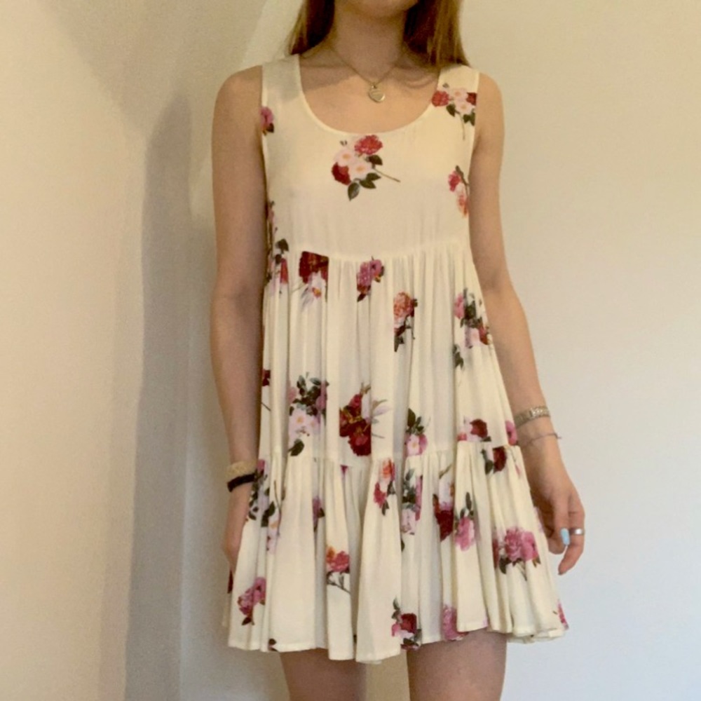 Cream white floral flowy dress